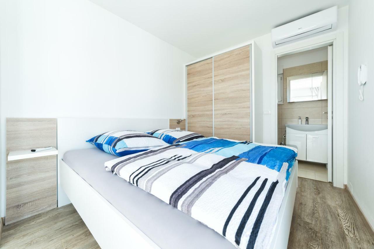 Kuca Buzov - Holiday House In Croatia Srima Exteriér fotografie